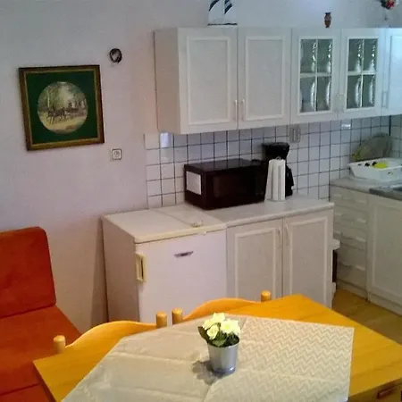 Tolle In Und Panoramablick Novi Vinodolski